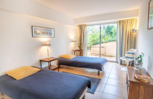 Pyla-sur-Mer Apartamento | Forest flat/Terrasse-spa-bbq-10min à pieds de la plage