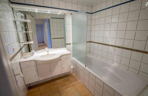 Pyla-sur-Mer Apartamento | Forest flat/Terrasse-spa-bbq-10min à pieds de la plage