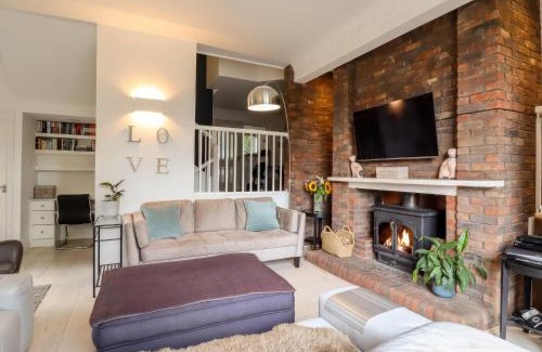 Farnham Common Casa | Forest Getaway