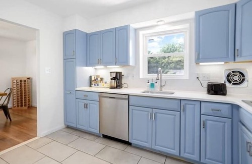 Silver Spring Casa | Forest Glen Silver Spring Gem - Parking