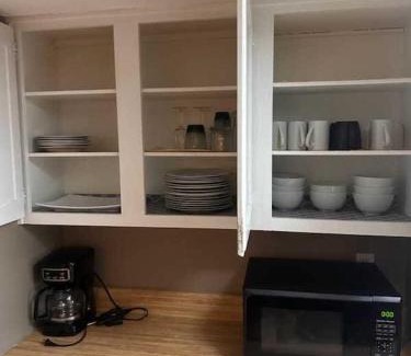 Gunter Afs Casa | Forest Hills Fresh-Centrally Located, Pets, Wifi