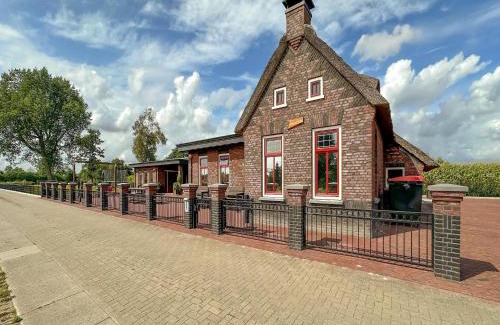Jistrum Casa | Forest House in Friesland with Sauna