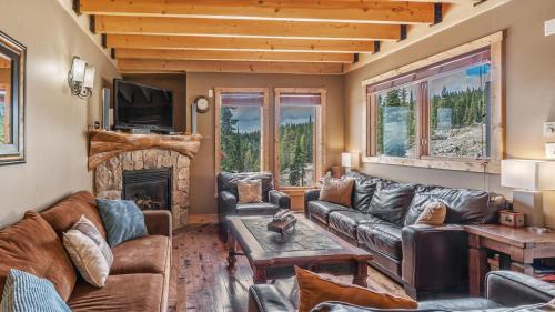The Forest Apartamento | Forest Lane Hideaway - Luxurious Family Friendly Home w Private Hot Tub