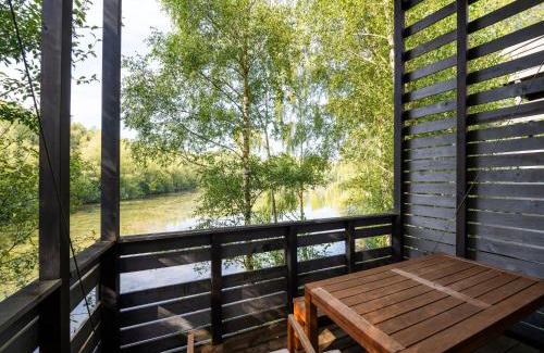 Maubray Casa | Forest Mansion Retreat