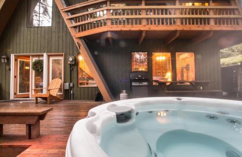 Glacier Casa | Forest View Chalet