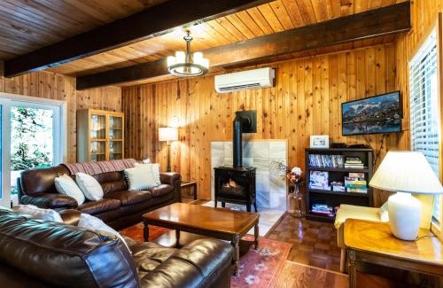 Glacier Casa | Forest View Chalet
