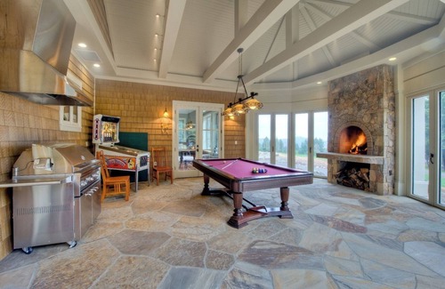 Cazadero Casa | Forest Villa: Off-Grid Luxury on 730 Acres of Western Sonoma’s Natural Beauty