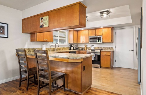 Templeton Casa | Forest & Vine - Hot tub and Pet Friendly!