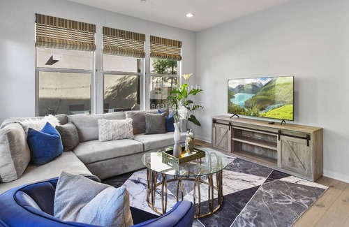 Lake Forest Casa | Forest Vista on Clover