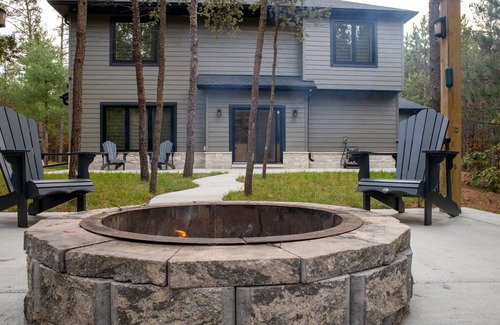 Necedah Casa | Forest Weekend Vacation Home Close to Castlerock Lake and Buckhorn State Park