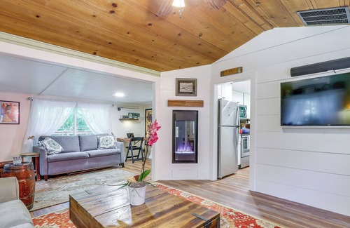 Hacienda Cabaña | Forestville Vacation Rental w/ Russian River Views
