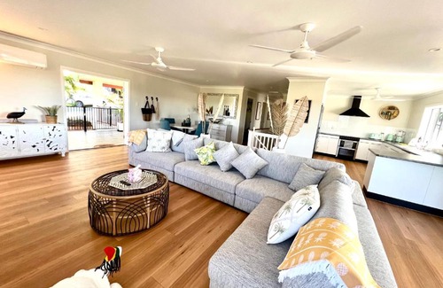 Mission Beach Casa | Forever Endeavour