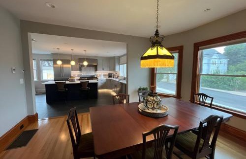 Winthrop Casa | Forever Green Manor - 6 bedroom - Stunning Ocean Views