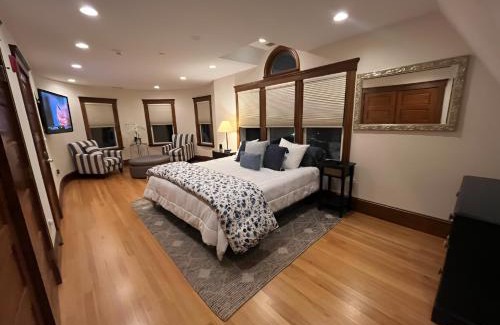 Winthrop Casa | Forever Green Manor - 6 bedroom - Stunning Ocean Views
