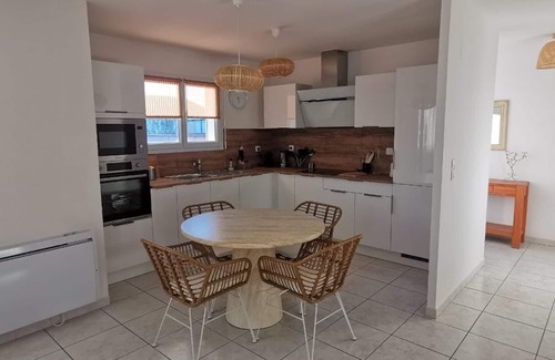 Alenya Villa | Agradable casa con piscina a 5 minutos del mar y el golf