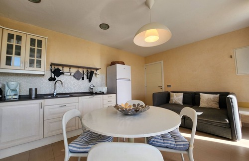 Playa de Formentor Apartamento | FORMENTOR Stud, acceso directo al mar, piscina, estacionamiento, vista panorámica, aire acondicionado, wifi