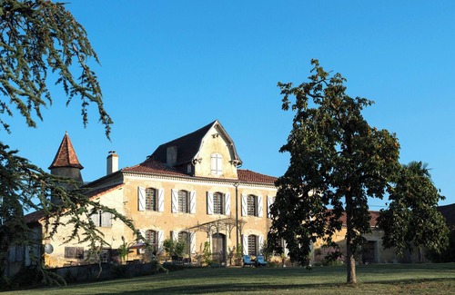 Eauze Casa | Former wine château in the Gascognechambre 4 / a total of 4 rooms for 2 people each