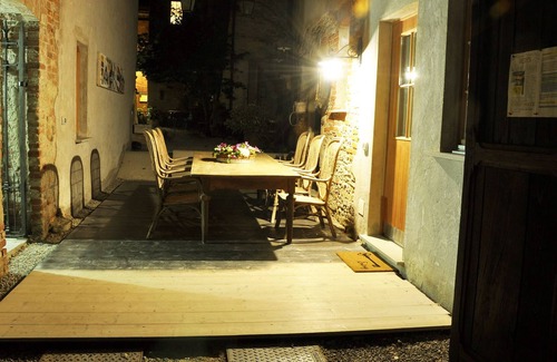 Bastia Mondovi Apartamento | Antigua bodega, apartamento BAROLO