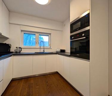 Zagreb Apartamento | Forrest-Hugging Townhouse with Private Garden