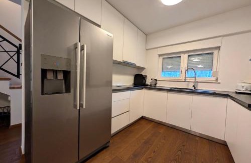 Zagreb Apartamento | Forrest-Hugging Townhouse with Private Garden