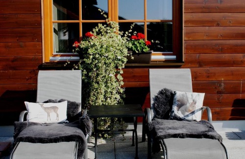 Arnetsried Apartamento | Forsthaus Chalet - Luxus Chalet mit Eigenem Whirlpool auf der Terrasse