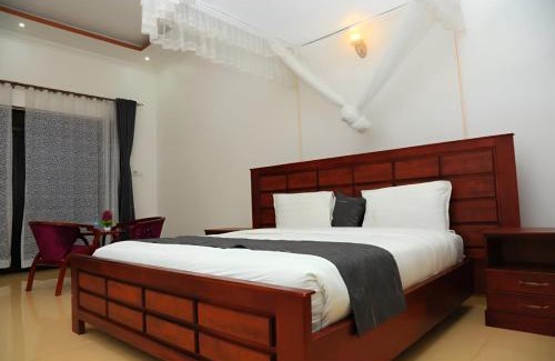 Fort Portal Hotel | Fort Breeze Hotel
