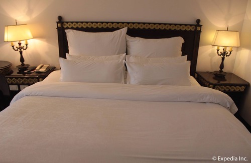 Laoag Complejo | Fort Ilocandia Resort Hotel