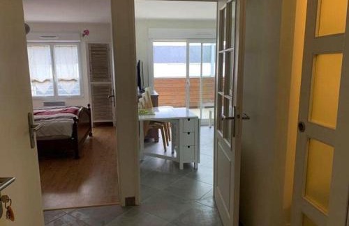 Fort-Mahon-Plage Apartamento | Fort-Mahon : Superbe T2 à 2 pas de la plage avec parking privé - FR-1-482-15