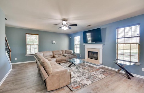 Fort Mitchell Casa | Fort Mitchell Vacation Rental with Home Office!