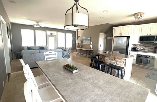Morgantown Casa | Fort Morgan, AL 4 bed 3 bath, Sleeps 14-Water view! Booking for Fall 2025