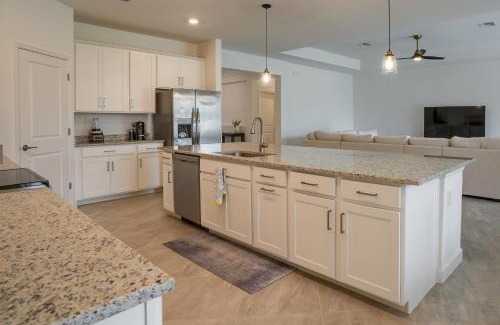 Gateway Casa | Fort Myers Oasis with Private Pool and Hot Tub!