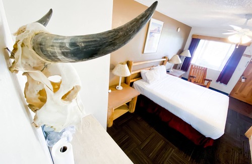 Camp Verde Hotel | Fort Verde Suites Motel