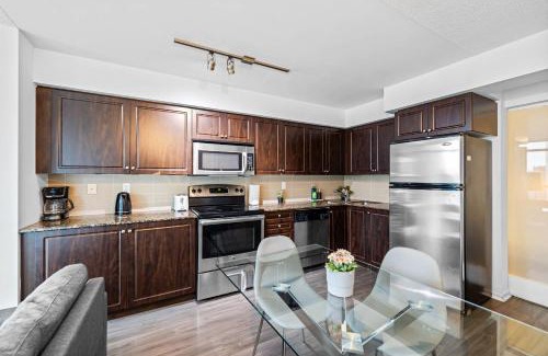 Bathurst Quay Apartamento | Fort York Escape For Families w Free Parking