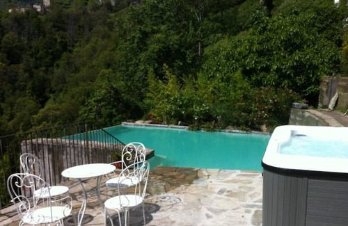 Carcheto-Brustico Apartamento | Fortified medieval hamlet.