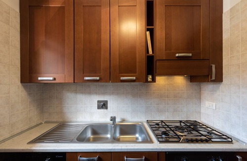 Vittoria Apartamento | Fortino Roomy Apartment