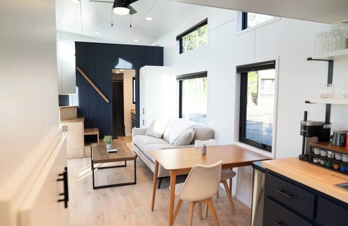 Lupton City Casa | Foster Falls at Mountain's Ledge