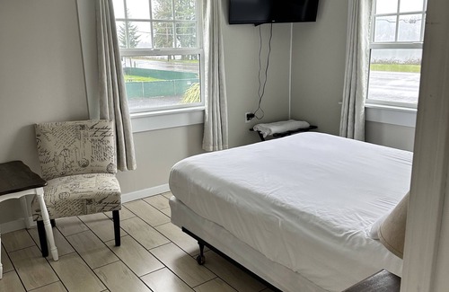 Sweet Home Casa | Foster Lake Inn