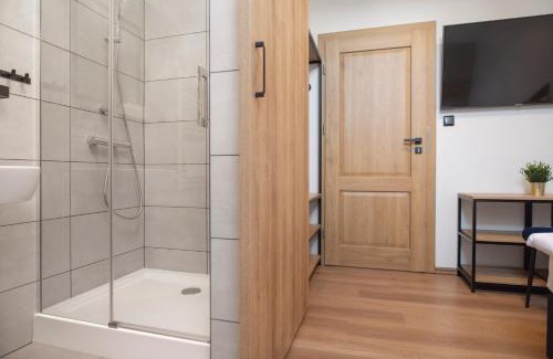 Wilkowyje Casa | Fotel Mikołowska