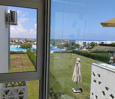 Ad-Dab'ah Apartamento | Fouka Bay Stylish 3BR Sea and Pool