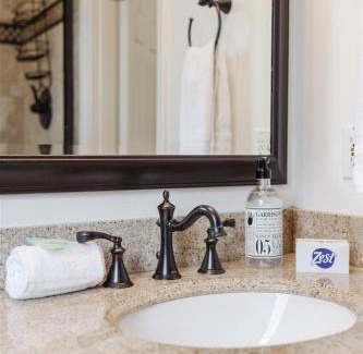 Fountain Inn Casa | Fountain Inn Oasis