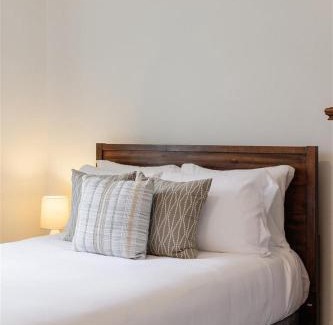 Fountain Inn Casa | Fountain Inn Oasis
