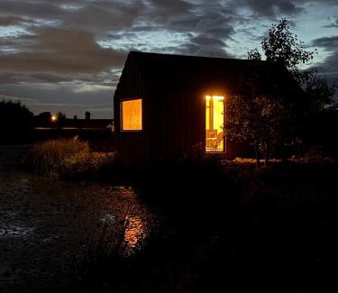 Donaghadee Otro | Four Acres Farm Shepherds Huts