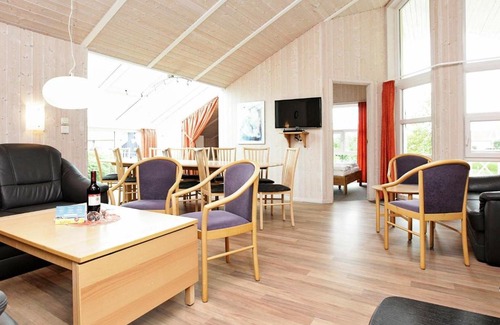 Norderteil Casa | Four-Bedroom Holiday home in Otterndorf 5