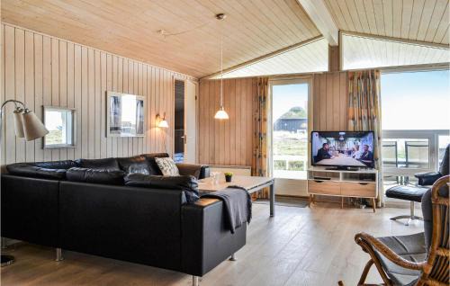 Bjerregard Strand Casa | Four-Bedroom Holiday Home In Hvide Sande