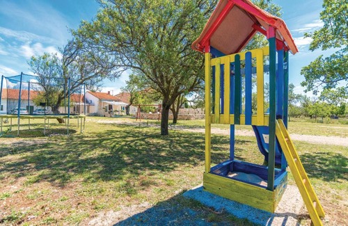 Sopot Casa | Four-Bedroom Holiday Home in Podlug