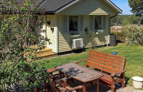 Dalaro Casa | Four-Bedroom Holiday home in Dalarö