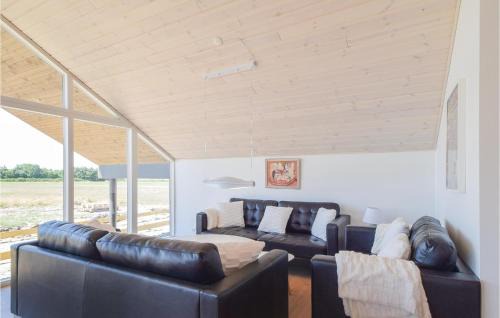 Saksild Strand Casa | Four-Bedroom Holiday Home In Odder