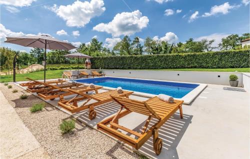 Heki Casa | Four-Bedroom Holiday Home In Pazin