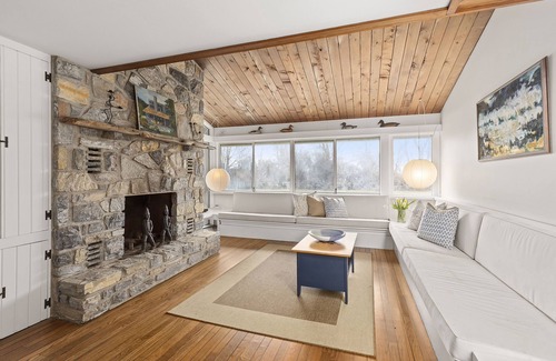Bridgehampton Casa | Four Bedroom Home in Amazing Bridgehampton Location