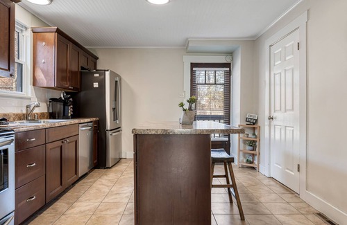 St. Charles Historic District Casa | Four Bedroom House Walkable to Main St by StayLage